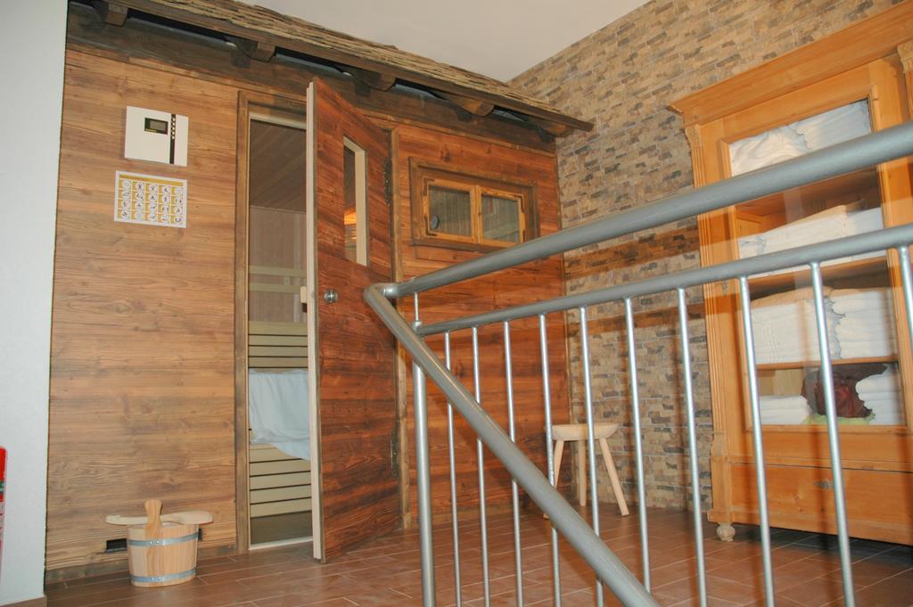Ferienhaus Am Brunnen Tiefenpölz Exteriör bild